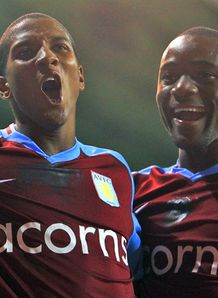 Ashley Young Nigel Reo-Coker Tottenham v Aston Villa