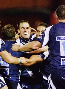 Charlie Hodgson mobbed Charlie Hodgson mobbed
