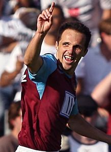 Stoke eye Etherington move