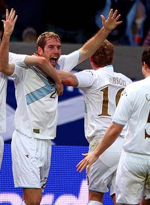 Broadfoot backed to impress