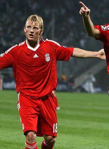 Kuyt dismisses City talk