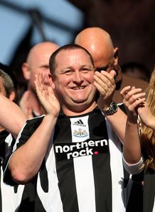 Toon bidders meet asking price