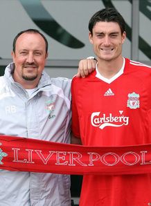 Riera targets Reds glory