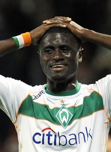 Bochum join Sanogo hunt