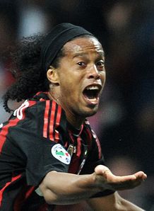 http://img.skysports.com/08/09/218x298/ronaldinho_1235988.jpg