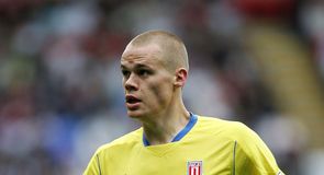 Pulis has plans for Shawcross