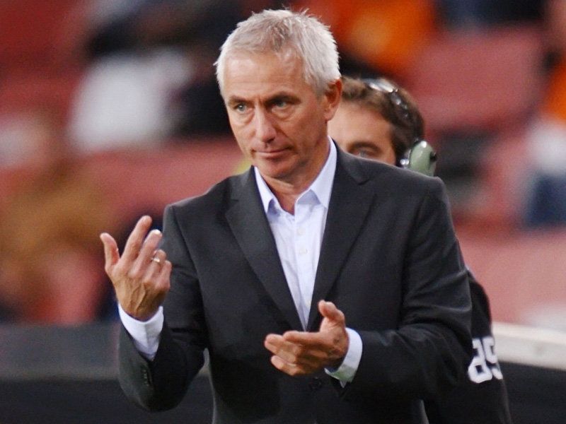 Contract extension for Van Marwijk ahead of USA friendly | The Tactician