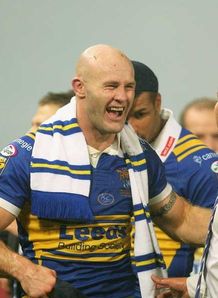 Rampant Rhinos blitz Hull