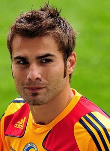 Mutu makes charity offer