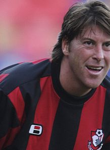 Anderton signs off in style