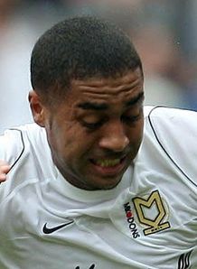 Wycombe bag Dons winger