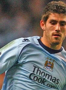 Blades strike Evans deal