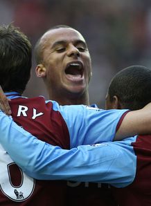 Gareth Barry goal Aston Villa v Wigan Premier League