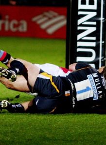 Gonzalo Tiesi try v Worcs Gonzalo Tiesi try v Worcs