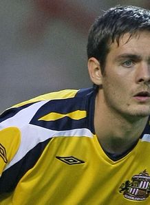 Gordon eyes Black Cats return