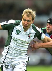 Peter Hewat in EDF action for Exiles Peter Hewat in EDF action for Exiles