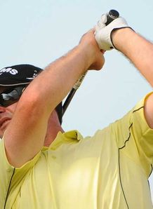 Sabbatini takes Texas lead