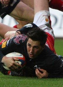 Ospreys soar towards semis
