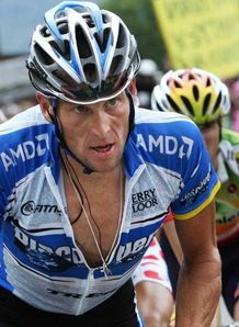 Armstrong cleared to race