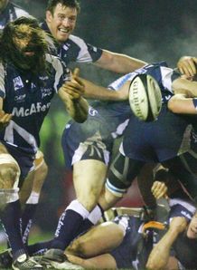 Chabal v Leicester Chabal v Leicester