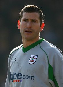 Hammers hunt Davis