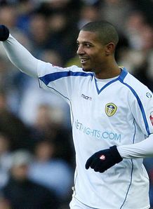 Beckford brace sinks Pools