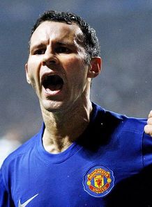 Giggs drops retirement hint