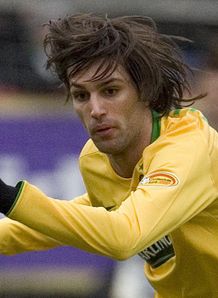 Samaras keen to beat United