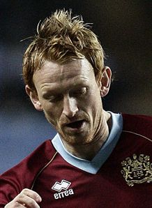 Jones prolongs Bantams stay