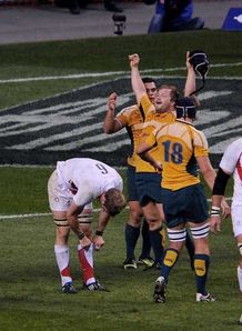 England slump at Twickenham England slump at Twickenham