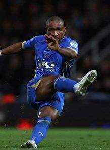 Defoe sickened by threats
