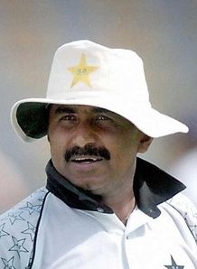 Javed Miandad Pakistan Jun 04