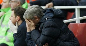Wenger tight-lipped over Gallas