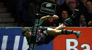 Evans stars for Quins