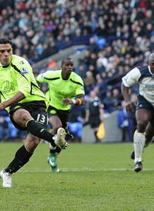 Wigan take derby spoils