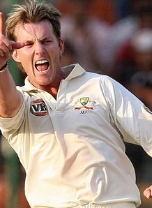 Lee leads Australia rout
