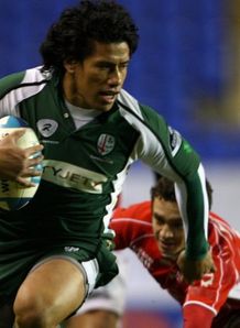 Elvis Seveali i in action against Dax Elvis Seveali i in action against Dax