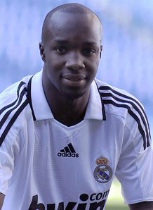 http://img.skysports.com/08/12/218x298/Lassana-Diarra-Real-Madrid_1668018.jpg