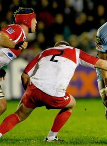 Maama Molitka against Biarritz in the HEC Maama Molitka against Biarritz in the HEC