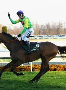 Kempton treble for Kauto