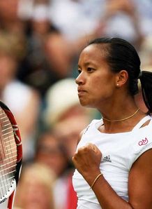 Keothavong's charge continues