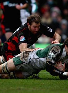 Sarries stun league leaders