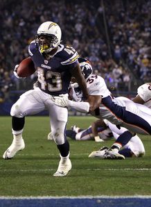 Sproles signs Chargers deal