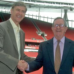 Hill-Wood: Wenger has my support