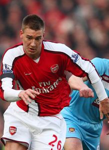 Pressure mounts on Gunners