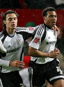 Fulham clinch Barnes deal