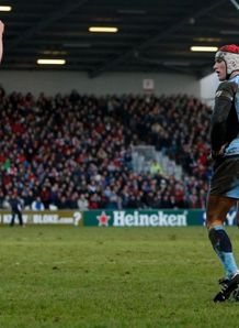 Tom James sent off Tom James sent off