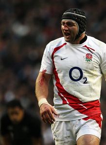 Captain shrugs off criticism