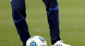 Dutchman eyes British move