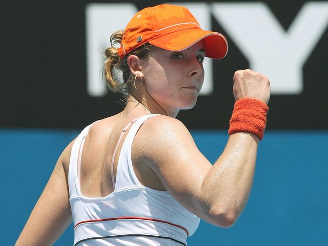 (15) Alize Cornet